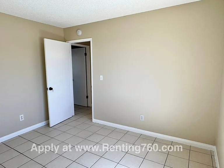 6772 Maude Adams Ave — Photo 22