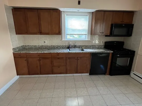 (undisclosed Address), West Newton, MA 02465