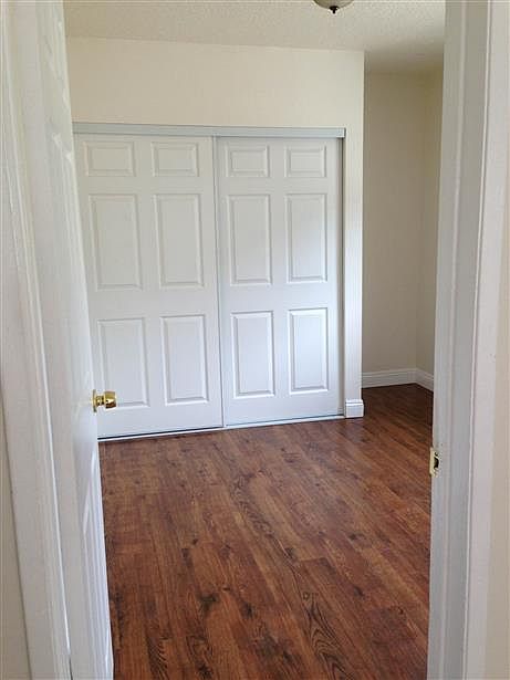 2nd image of 1642 W 38th Pl