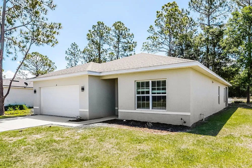 4 bed, 2.0 bath, 1661 sqft, $2,500 — Photo 3