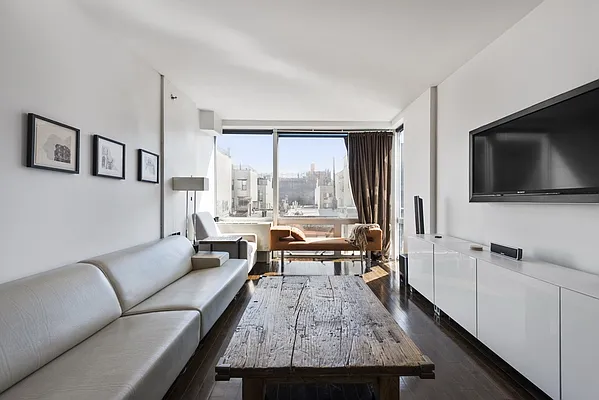 Rented by Nest Seekers International | media 53