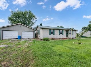 319 Oklahoma Rd, Bee Spring, KY 42207