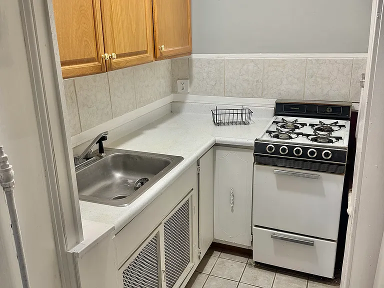 35 Chestnut Hill Ave #2 — Photo 6