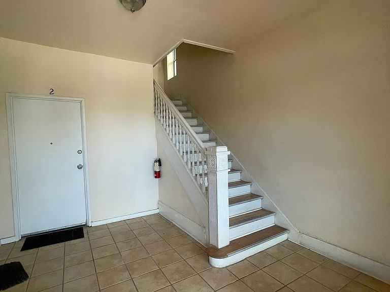 1117 N El Paso St — Photo 2