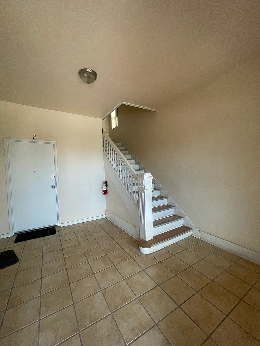 Building Photo - 1117 N El Paso St