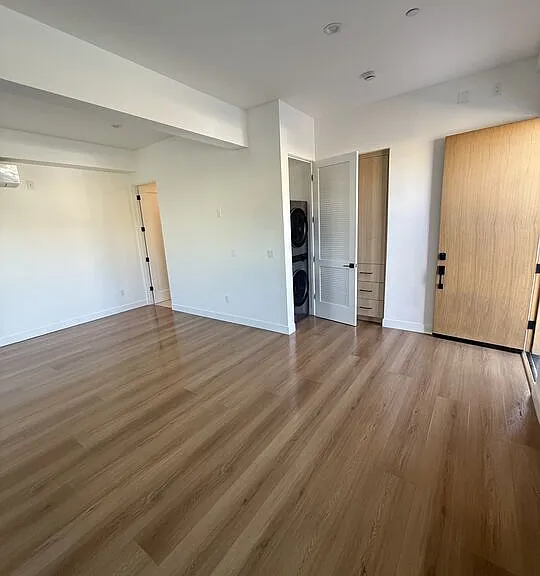 3941 Wade St #1/2 — Photo 4