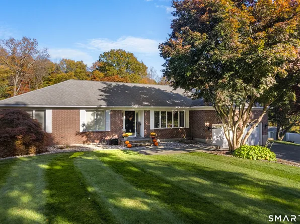 611 Deep River Road, Colchester, CT 06415