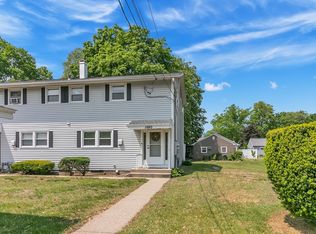 1580 Pendleton Ave, Chicopee, MA 01022