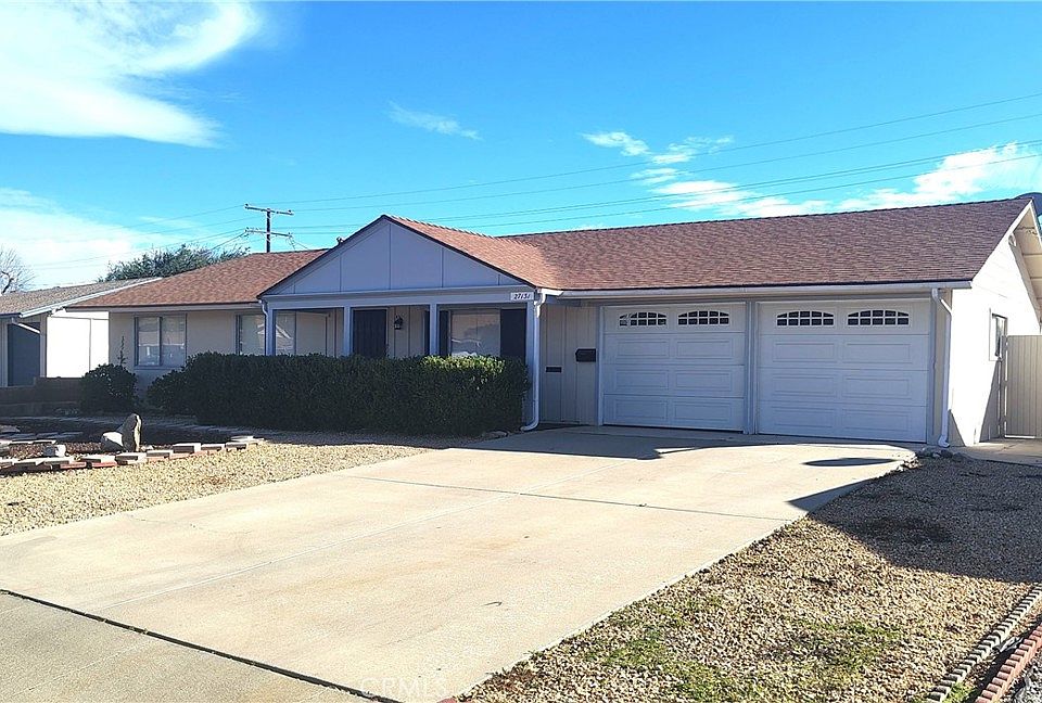 1st image of 27131 Pinehurst Rd