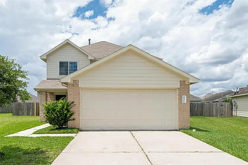 19426 Plantation Bend Ln Photo 1