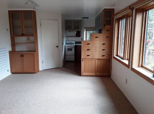 5933 Ocean View Dr, Oakland, CA 94618