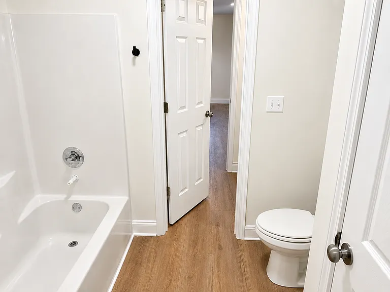 206 Woodhaven Dr — Photo 18