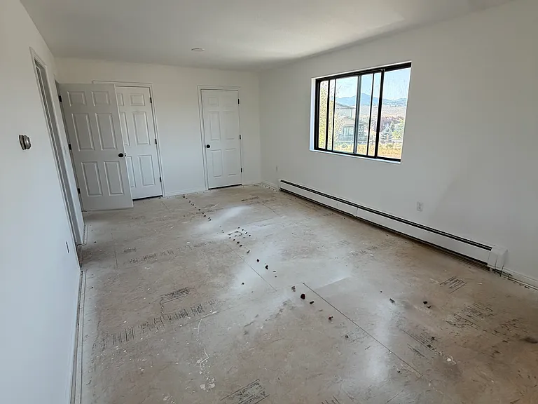 806 Parkway Dr — Photo 9