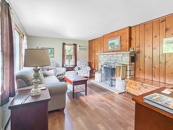 4th image of 9849 Hidden Spring Rd Unit 8