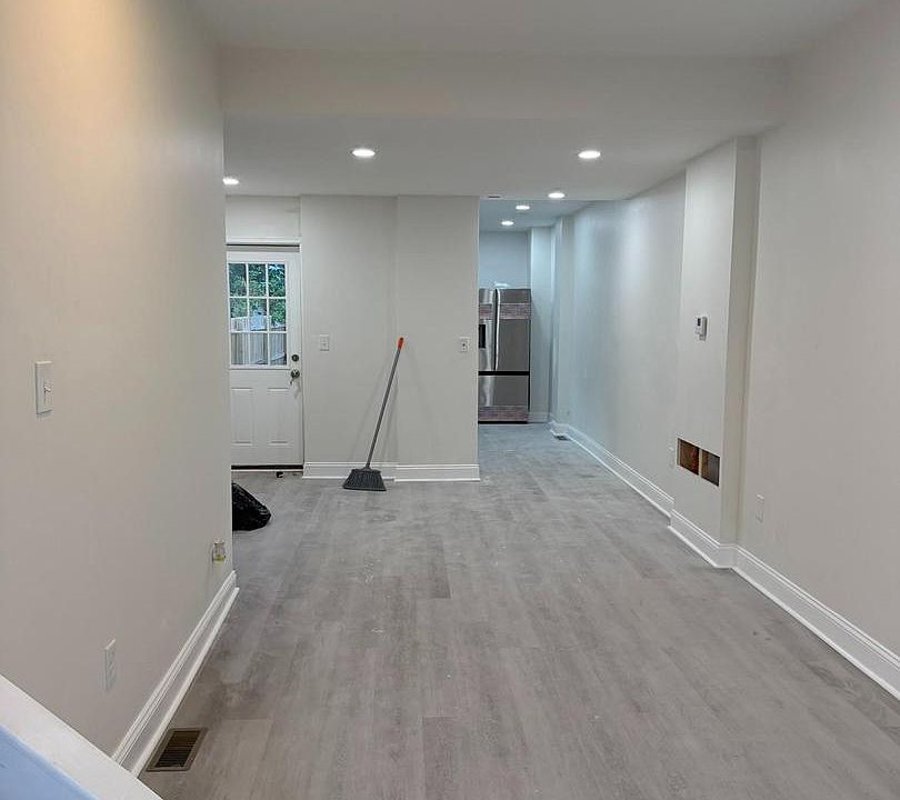 2nd image of 785 Chestnut St