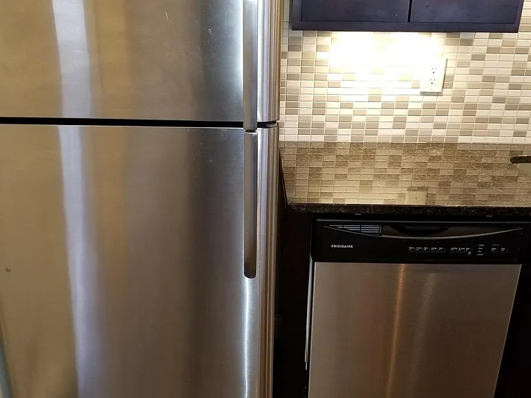 1975 Wilson Ave #8 — Photo 9