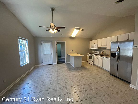 4th image of 7108 N Lagoon Dr