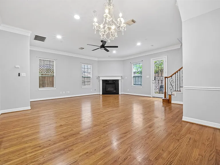 10134 Holly Chase Dr — Photo 9