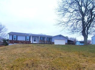 712 Wooster Rd, Mount Vernon, OH 43050