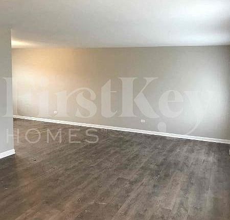 4th image of 6314 Sunflower Dr