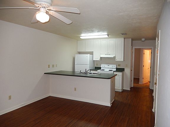 3rd image of 2748 Tess Cir