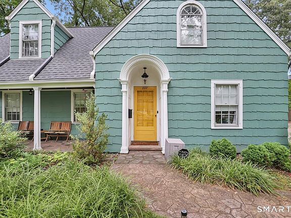 2nd image of 117 Princeton Street