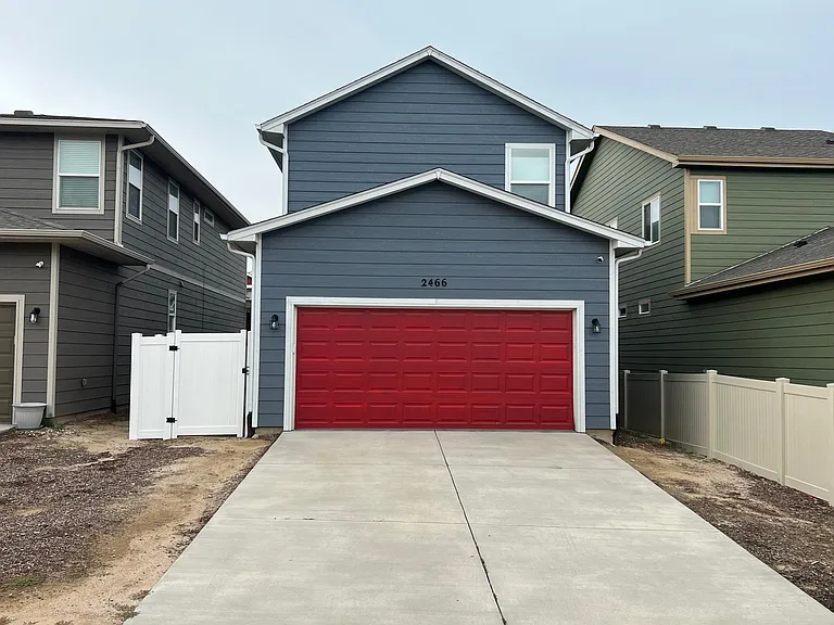 2466 Ellingwood Dr — Photo 25