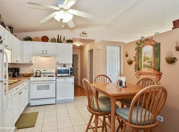 4th image of 8566 Scheer Dr
