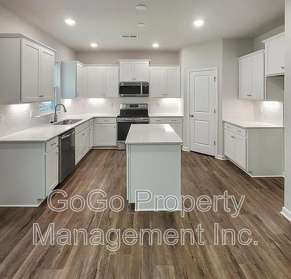 22 Echo Valley Dr — Photo 4