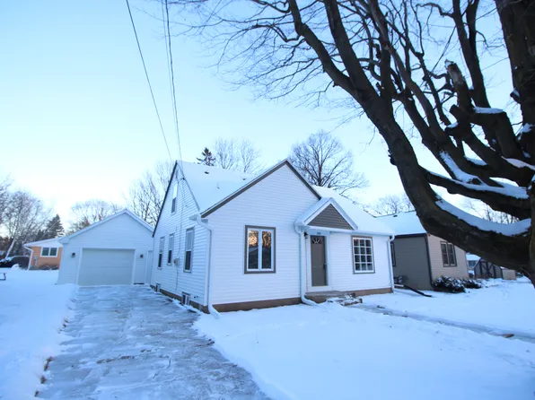 128 Willow St, Clintonville, WI 54929