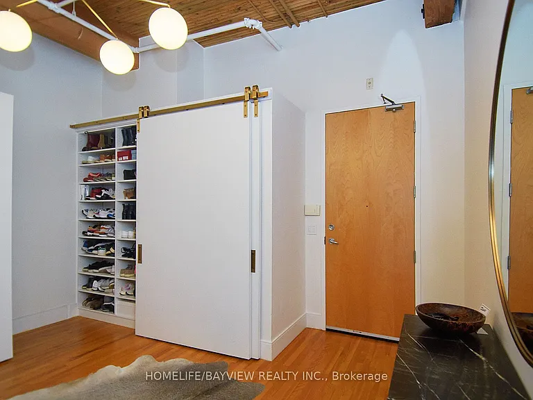 993 Queen St W #203 — Photo 8