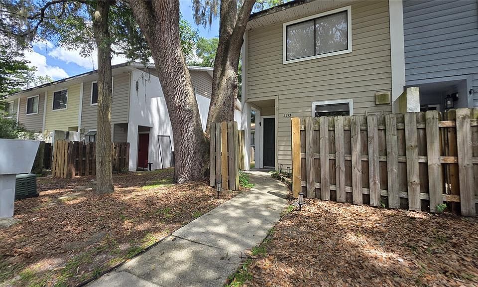 1st image of 2213 SW 39th Way