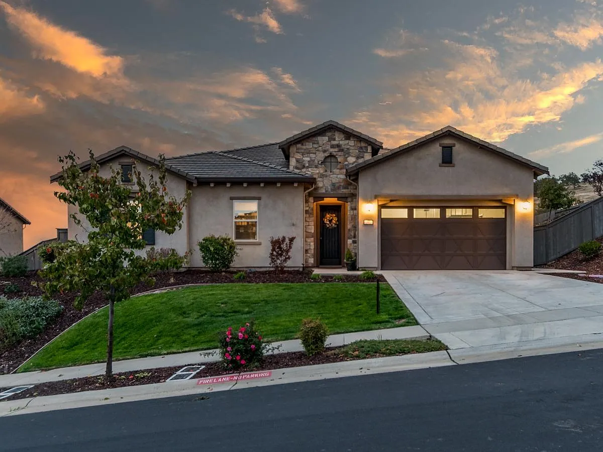 2515 Mandrake Ln photo 1