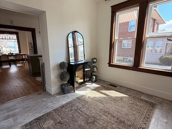 2nd image of 728 Main St