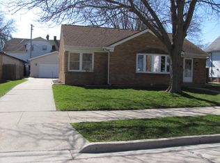 2414 Drexel Ave, Racine, WI 53403