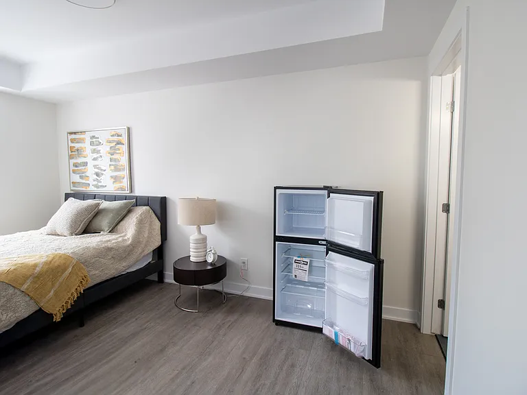 994 Bronson Ave #PRIVATE ROOM WITH PR — Photo 13