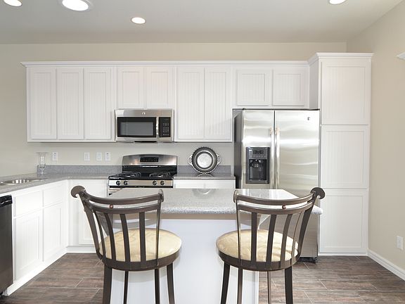 3rd image of 1210 Cacique St Space 15