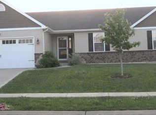 85 Brookshire Creek Dr, Wentzville, MO 63385
