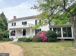 762 Chesapeake Dr, White Stone, VA 22578