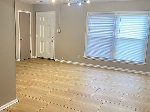 2nd image of 253 Osage Ct