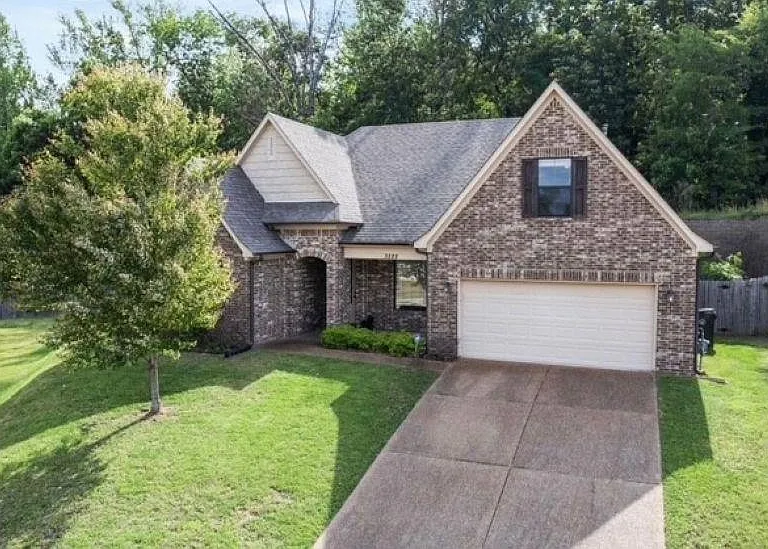 3522 Golden Valley Ln — Photo 2