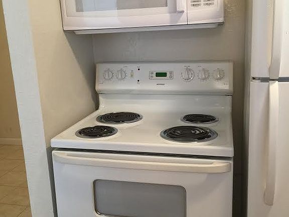 5th image of 1901 Sandy Ct APT A