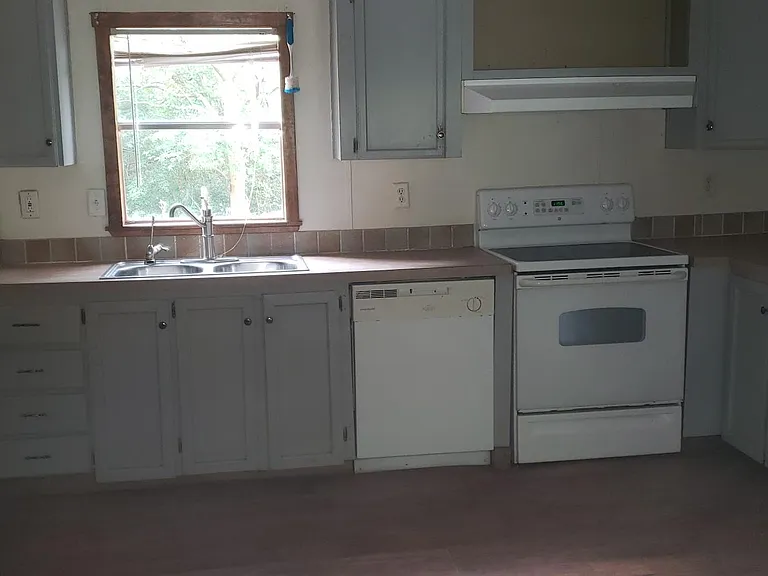 600 Lazy Acres Cir — Photo 15