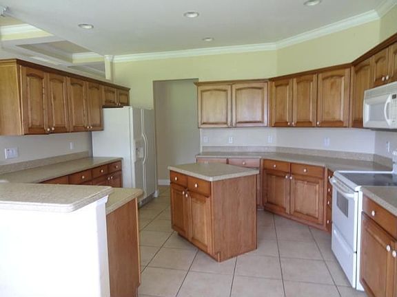 5th image of 4505 NW 5th Ct