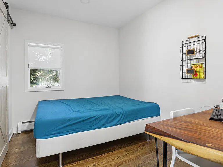 107 E Madison Ave — Photo 15