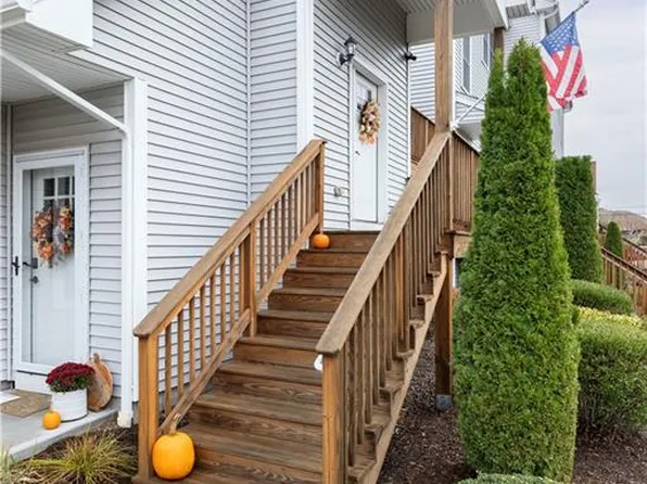 1 Jupiter Ln #H, Richmond, RI 02898