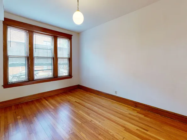 3912 N Greenview Ave #1, Chicago, IL 60613