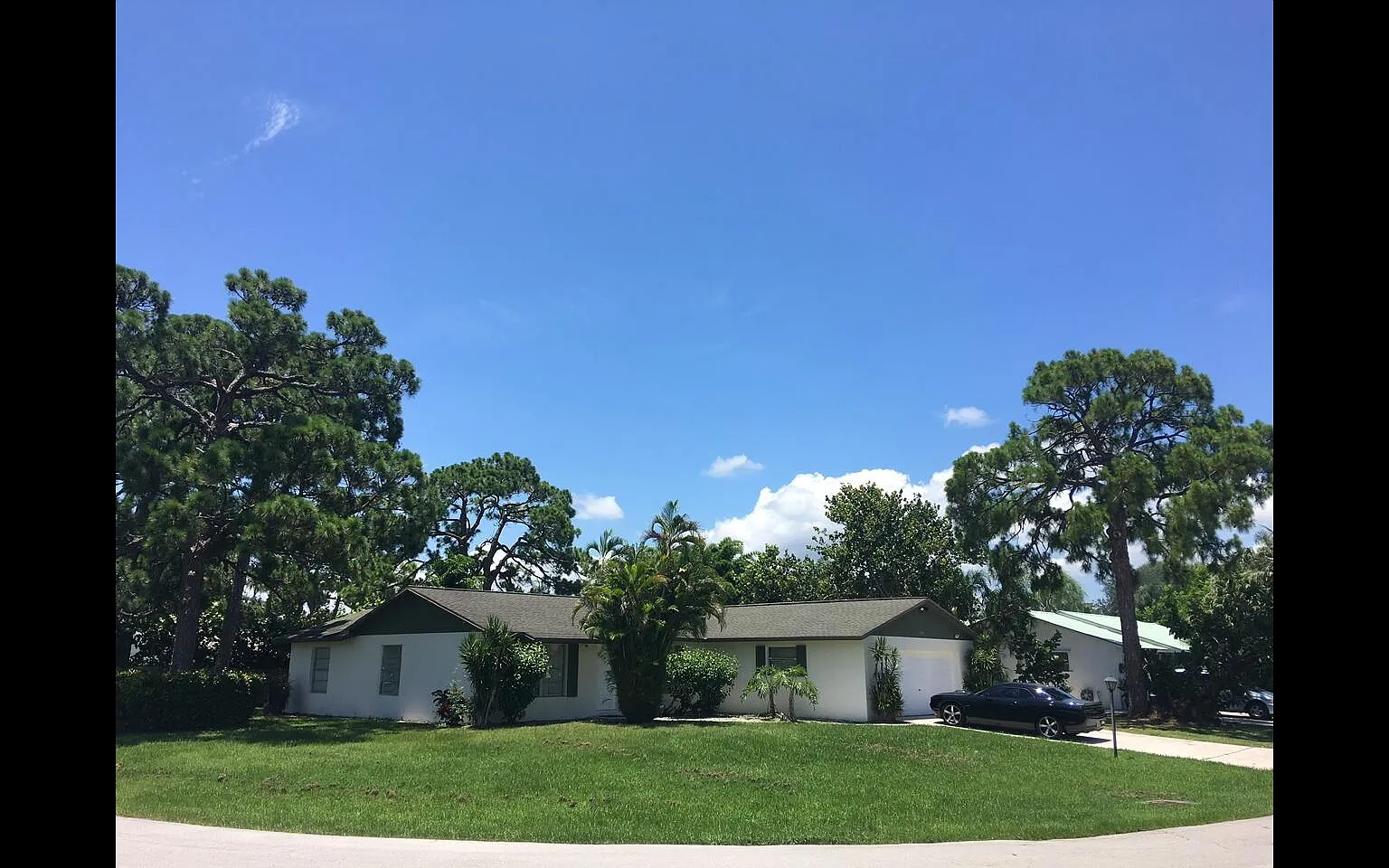 3 bed, 2.0 bath, 1490 sqft, $3,200 — Photo 1