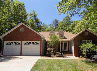 3889 Mountain View Rd NW, Kennesaw, GA 30152