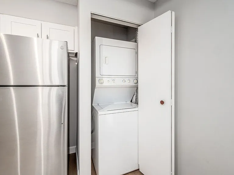 7992 Harmill Dr — Photo 17
